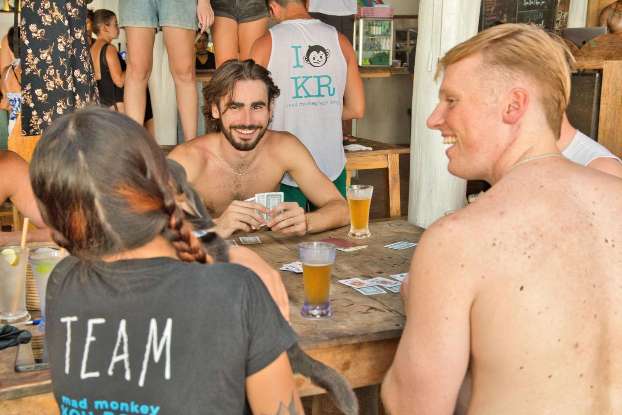 Mad Monkey Koh Rong Hostel Kaoh Touch Exterior photo